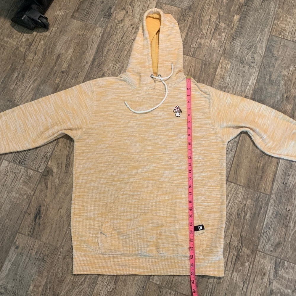 Dikotomy mustard/white hoodie with embroidered mushroom detail - Picture 5 of 5